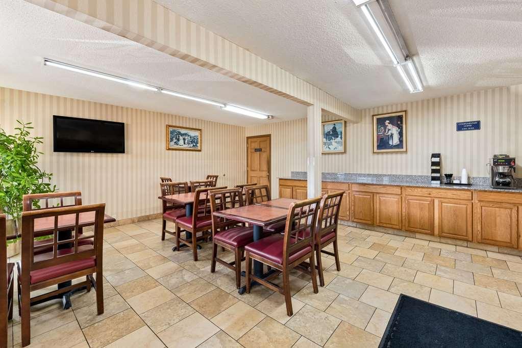 Rodeway Inn 3*